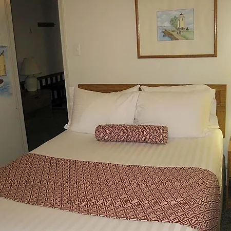 Boyne City Motel-3