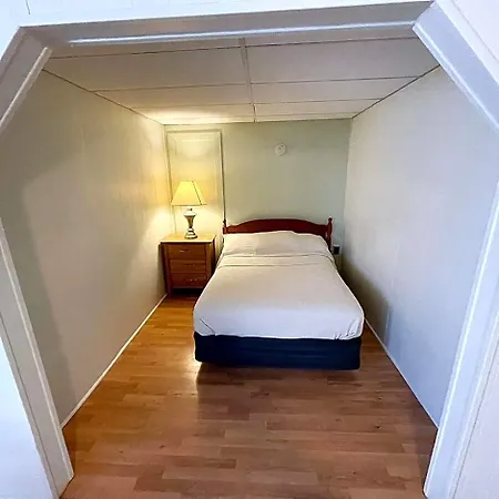 Baseball Town Motel-3
