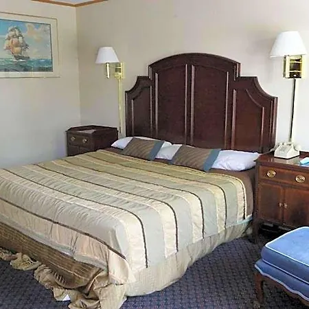 Harbor Base Inn-2