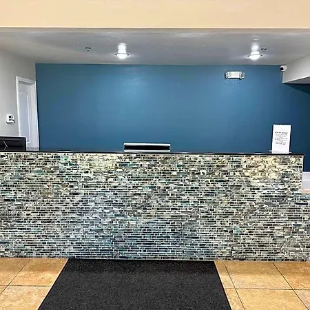 Executive Inn And Suites Baker-3