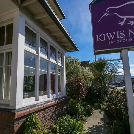 Kiwi'S Nest Budget Accommodation & Backpackers-3