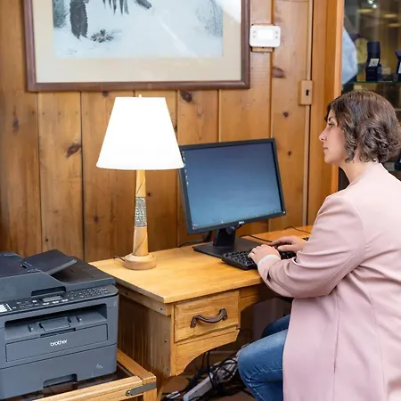 Dude Rancher Lodge-2