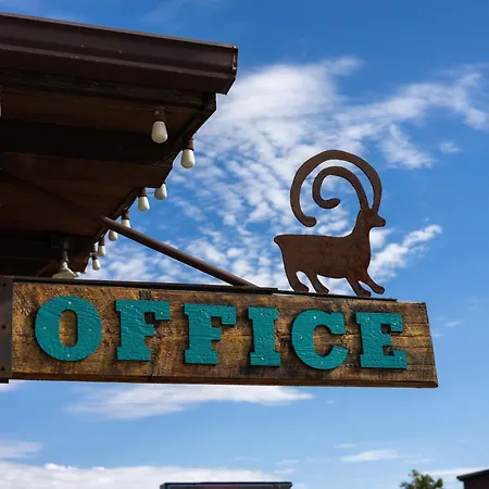 Big Horn Lodge-3