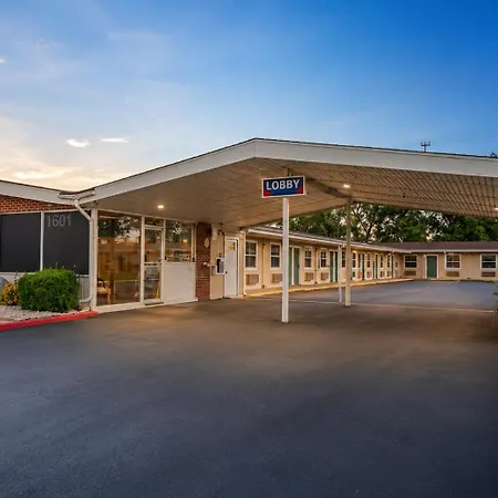 Guest Inn Rogers-2