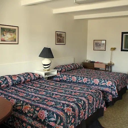 Kootenay Country Inn-2