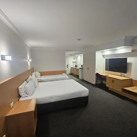 Great Eastern Motor Lodge-2