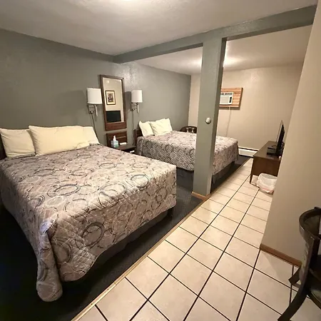 Sportsman Motel-2
