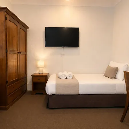 The Lodge Cooma-2