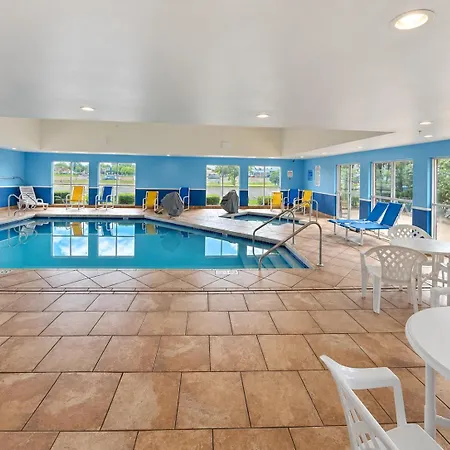 Super 8 By Wyndham Madison South-2