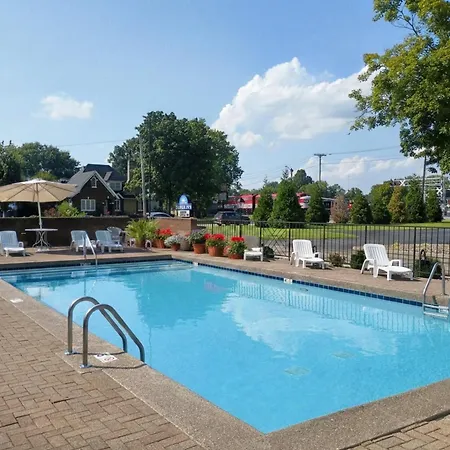 Bourbon Capital Inn-3