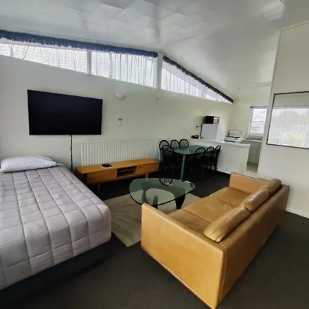 Manhattan Motel-2