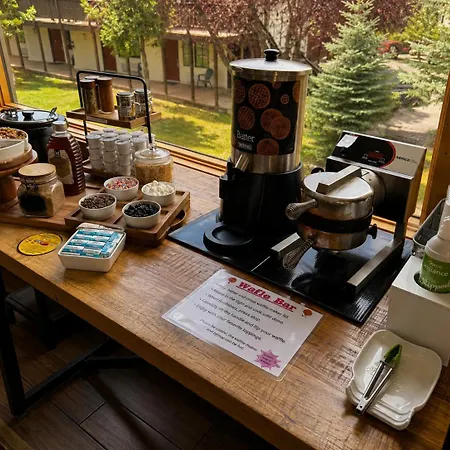 Estes Mountain Inn-3