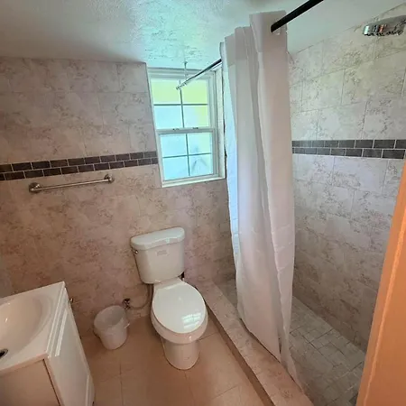 Studio 1 Motel - Daytona Beach-3