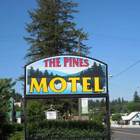 The Pines Motel-3