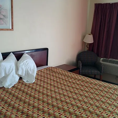 Economy Inn Toledo-Perrysburg-2