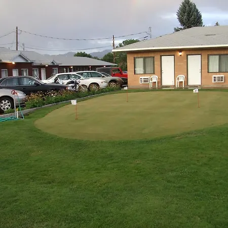 Blue Pine Motel-2