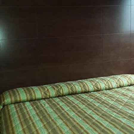 Hallmark Motel-3
