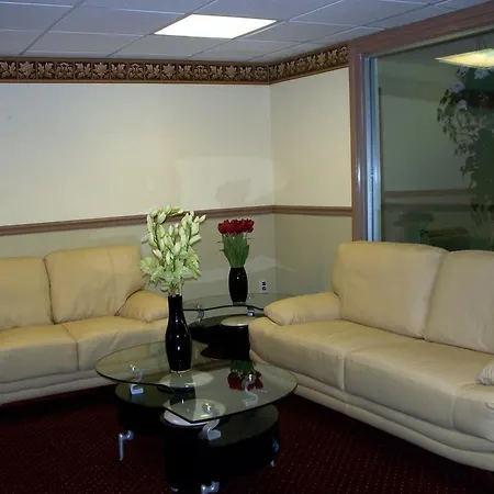 Budget Inn & Suites-3