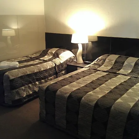 Avalon Motel-3