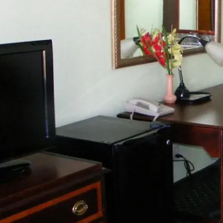Budget Inn Palmyra-2