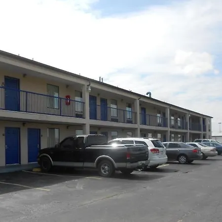 Executive Inn & Suites - Covington-3