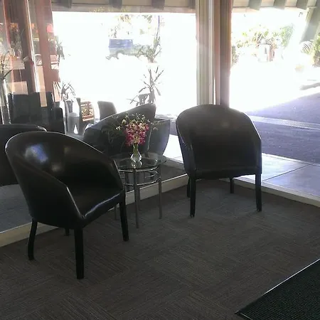 Lindy Lodge Motel-3