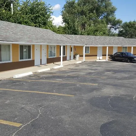 Chief Motel-3