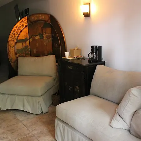 Brydan Suites-2