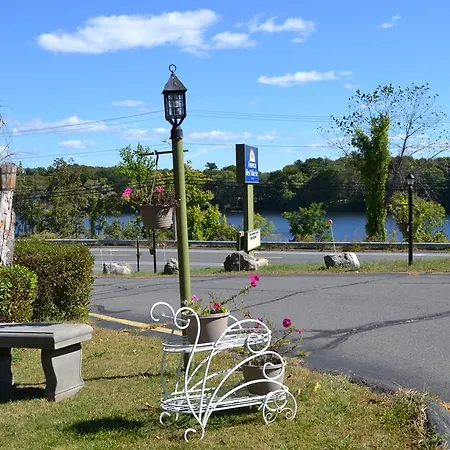 Mount Holyoke Inn-2