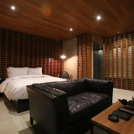 Hotel The Artist Yeoksam-3