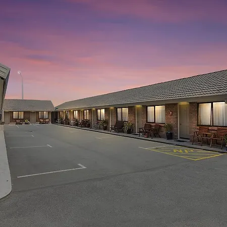 Foreshore Motor Lodge-3