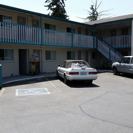 Shamrock Motel-2