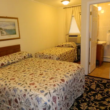 Twin Oaks Motel-2