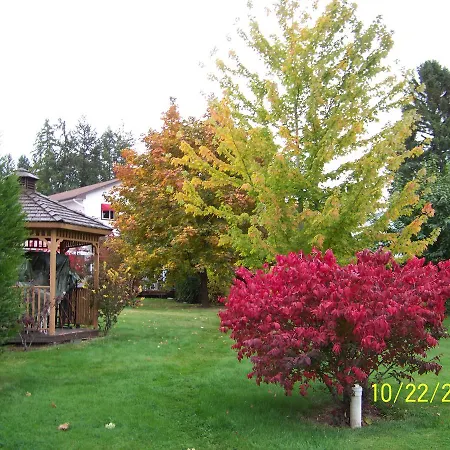 Bavarian Orchard Motel-2