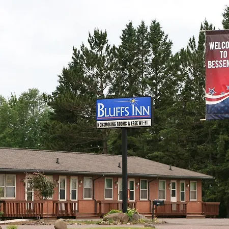 Bluffs Inn-2