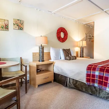 Gables Motel-2