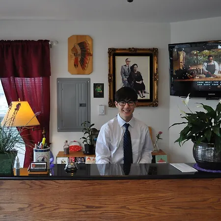 Golden Lion Motel-3