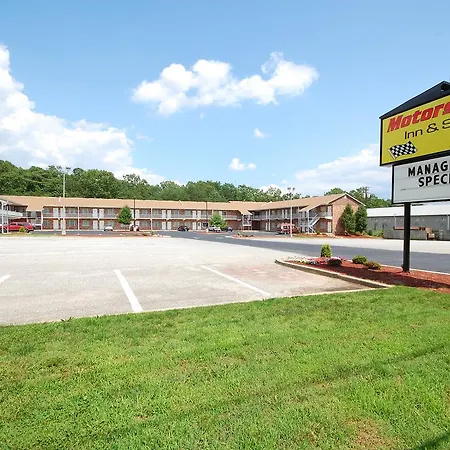 Millville Motorsports Inn And Suites-2