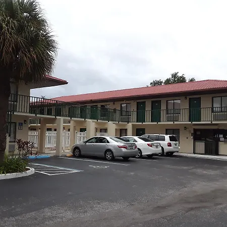 Riviera Motel-2