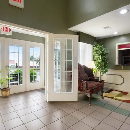 Super 8 By Wyndham Garner/Clayton/Raleigh-3
