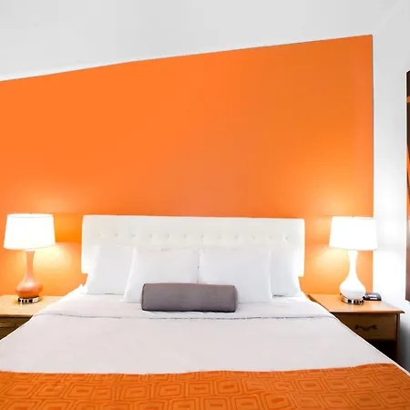Howard Johnson By Wyndham Wilmington-3