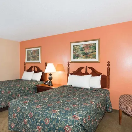 Knights Inn Grenada-3