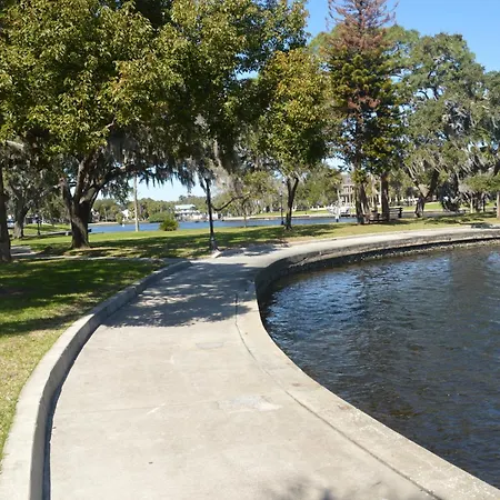 Tarpon Inn-2