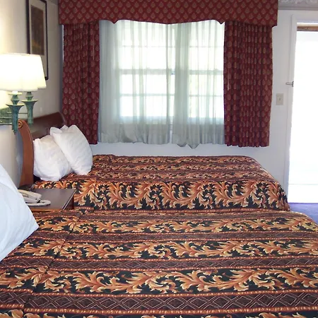 Shore Hills Motel-2