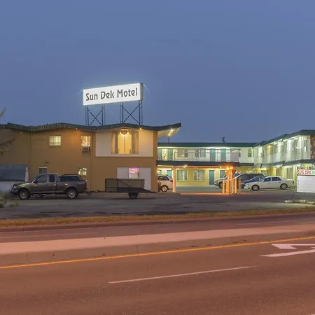 Sun-Dek Motel-2