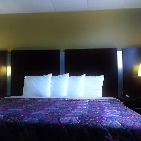 Knights Inn Longview-3