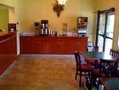 Knights Inn Charleston West Virginia-3