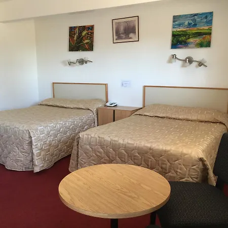 Voyageur Motel-2