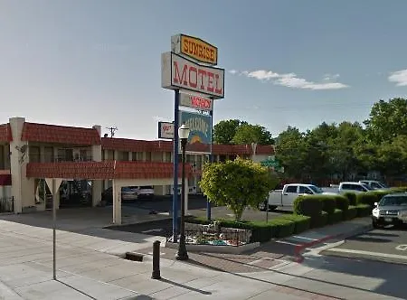 Sunrise Motel-2