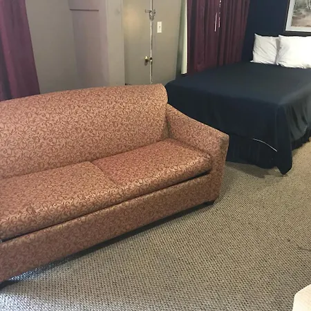 Cooper Motel Tuscola-2
